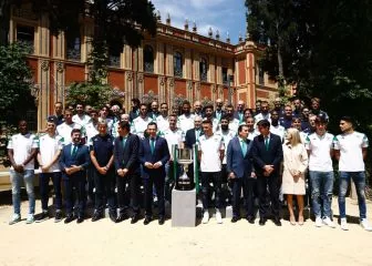 Real Betis Presents Copa del Rey to Andalusia: 'A Source of Pride'