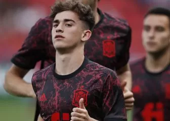 Gavi Shines on International Stage Amid Contract Talks with Barcelona